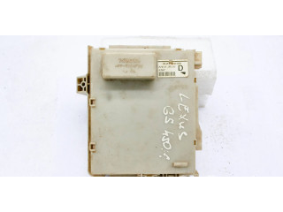   Pojistková skříňka 8267030230   Lexus GS 300 350 430 450H 2007