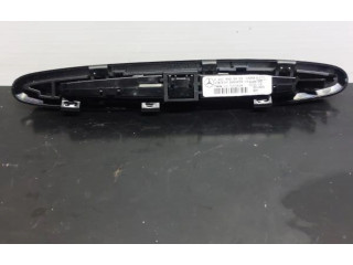 Дисплей    A0015425423   Mercedes-Benz C W205