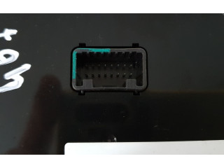 Блок управления климат-контролем 6007366-00-C   Tesla Model S