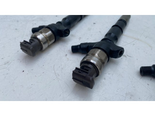 Комплект форсунок 2367030100    Toyota Hilux (AN10, AN20, AN30) для дизельного двигателя  2.5