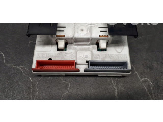 Дисплей    21648755   Renault Megane I