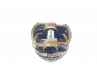 Píst 11251738747, 1111AA   BMW 3 E36  pro benzínový motor 2.0  