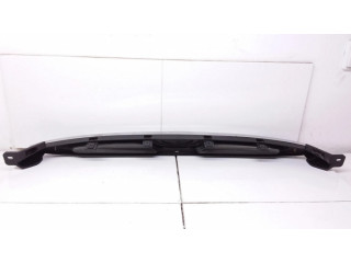 Передняя решётка Ford Escort 1995-2004 года       