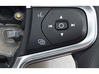 Руль Volvo XC40   -  года 34232263C, 31455409      