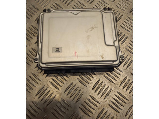 Řídící jednotka 8966105G30, 0281033209   Toyota Avensis T270 2016