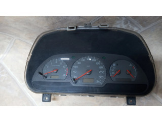 Панель приборов 30862000007, 30864002004   Volvo S40, V40       