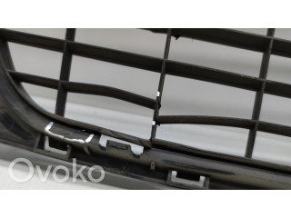 Нижняя решётка (из трех частей) Dacia Duster  622540008R      