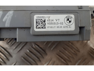 Блок предохранителей 935031302, 935031302   BMW 5 G30 G31    