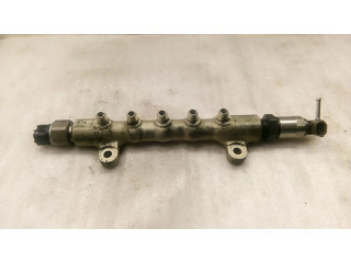 Vstřikovací lišta 238100R020   Toyota Avensis T250  pro naftový motor 2.2  2ADFHV
