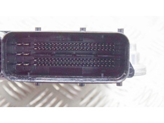 Řídící jednotka 0281016683, 03L906022FG   Audi A5 8T 8F 2011