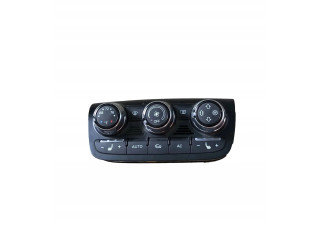 Блок управления климат-контролем 8J0820043AJ   Audi TT Mk1