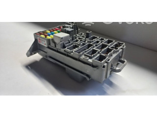   Pojistková skříňka J9100000, J40GY7   Honda CR-V 2005