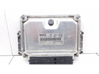 Řídící jednotka 8200141954, 0281010442   Renault Scenic I 2001