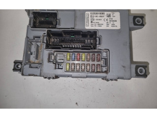 Блок предохранителей 01353010080, 28136466   Fiat Fiorino    
