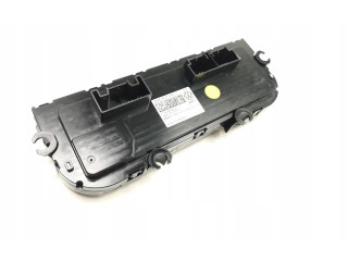 Блок управления климат-контролем 3G8907044P   Volkswagen PASSAT B8