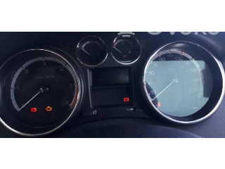 Přístrojová deska  Peugeot 308 SW  2011 96666490  