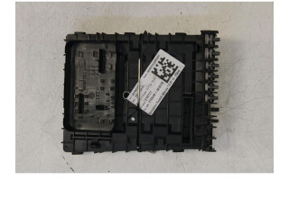 Блок предохранителей 1K0937125D   Volkswagen Golf Plus    
