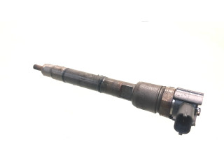 Vstřikovač 338002A900, 0445110320   Hyundai i30  pro naftový motor 1.6  