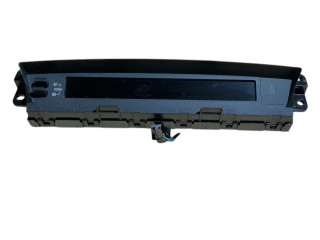 Дисплей    GDK4611J0   Mazda 6