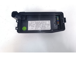 Блок предохранителей  95202895   Opel Antara    