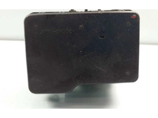 Jednotka ABS 4451042070, 1338000010   Toyota RAV 4 (XA10) 2001