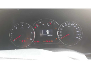Přístrojová deska  KIA Carens III 2013 94002A4340  