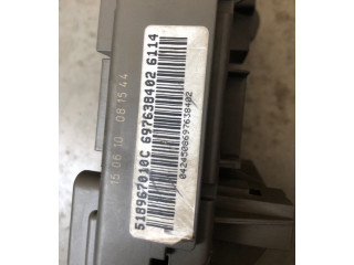   Pojistková skříňka 6976384, 18967010C   BMW X5 E70 2011