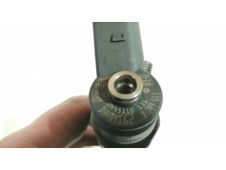 Форсунка 0445110131, 7789661    BMW 7 E65 E66 для дизельного двигателя  3