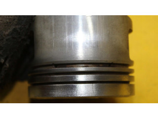 Píst 077B   Audi A6 S6 C4 4A     