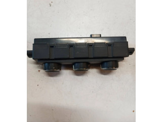 Блок управления климат-контролем 55111812AD   Chrysler Town & Country V