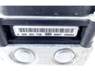 Jednotka ABS 9674677580, 2448   Peugeot 5008 2011