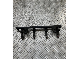 Vstřikovač 8200494284   Dacia Logan I    - 