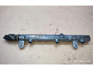 Vstřikovací lišta A6420700695   Mercedes-Benz ML W164    OM642.940 