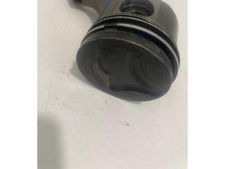  Поршень с шатуном M51D25_256T1 11252246629, 11252246630  BMW 5 E39  