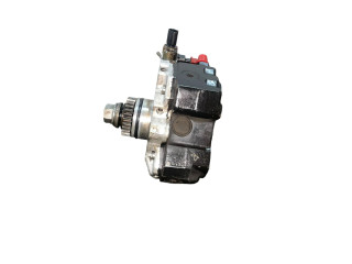 Топливный насос A6400700601, 0445010096    Smart ForFour I   