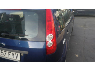 Задний фонарь  6S6113404AG    Ford Fiesta   2002-2005 года