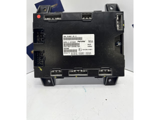 Блок комфорта 101090700D, 30020980   Tesla Model S   