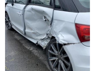 Боковая подушка безопасности    Audi A1