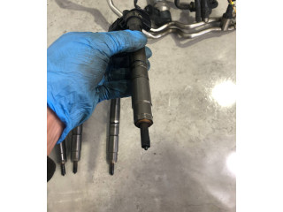 Vstřikovač 03L130277, 04451160301481   Audi A6 S6 C6 4F     