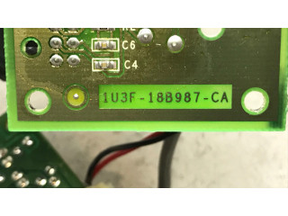 Дисплей    1U3F18B987CA, 12230059   Chrysler Voyager