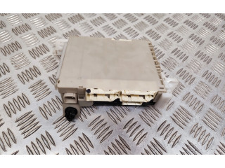 Блок предохранителей  8922152242   Toyota Verso-S    