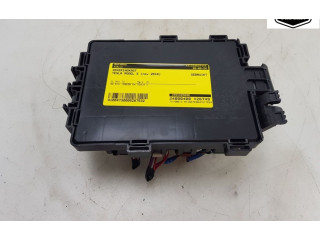 Блок предохранителей  109440900E, 109440900E   Tesla Model S    
