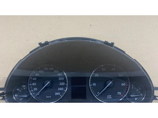 Přístrojová deska  Mercedes-Benz C W203 2004 A2035404547, 110080266001  