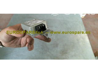   Pojistková skříňka MR309668   Mitsubishi Montero 1999