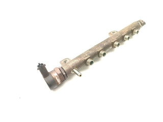 Топливная рампа 55200266, 0281002507   Suzuki SX4   для двигателя D19AA