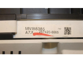 Přístrojová deska  Mitsubishi Grandis 2004 MN188385, MN188385  