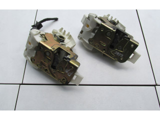 Bagažinės spyna XS41A21812DE    Ford Focus 1998 - 2004 года