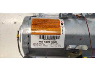 Подушка безопасности пассажира 8623350   Volvo V50