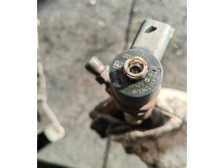 Vstřikovač 0445110423   Opel Zafira C     