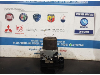 Jednotka ABS    Hyundai Trajet 2005